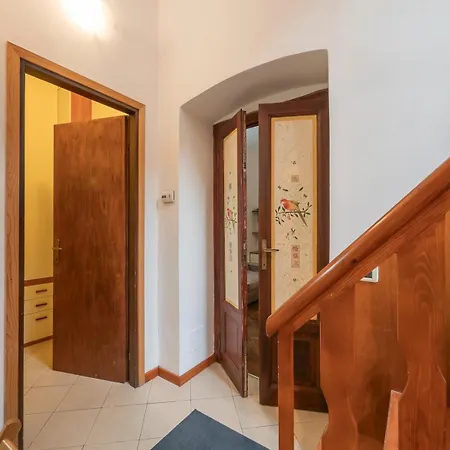 Ihost Monza 15b Apartman